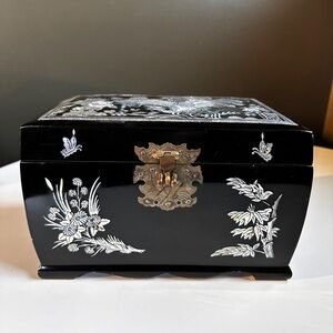 Mother of pearl inlaid lacquer jewelry box
